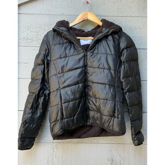 TNA Jackets & Blazers - TNA The Little Fuzzy Puff Hoodie Jacket Quilted Black Fleece S